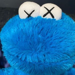 Kaws X Sesame Street X Uniqlo -Cookie Monster -